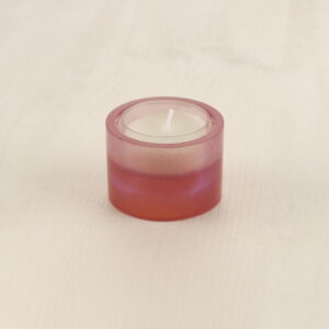 Küünlahoidja teeküünlaga