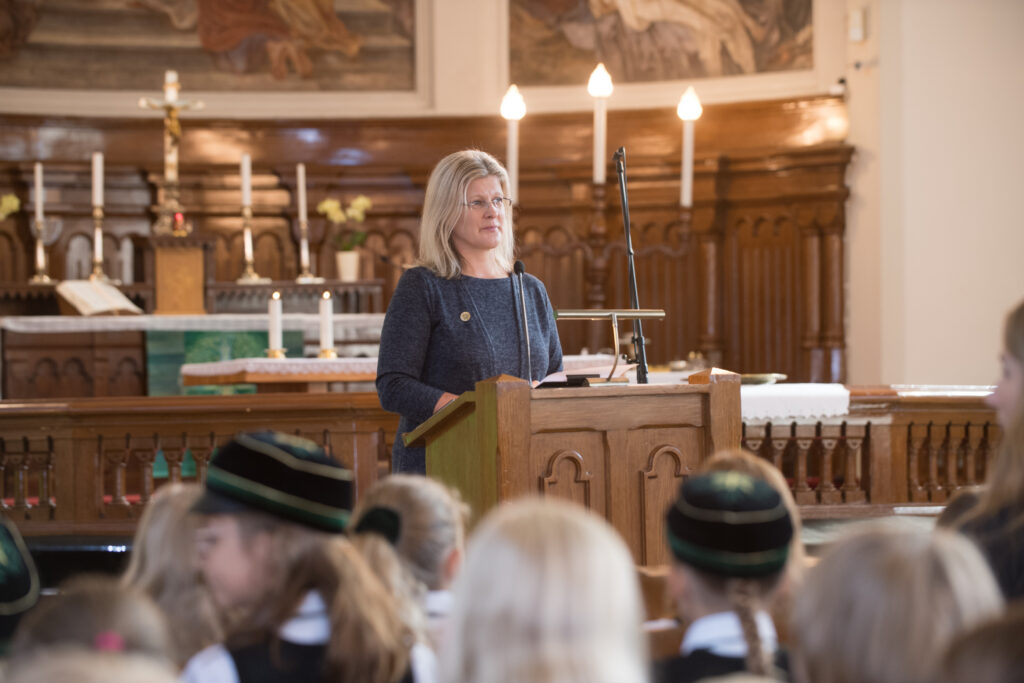 Signe Aus pälvis Vabariigi Presidendi Valgetähe IV klassi teenetemärgi